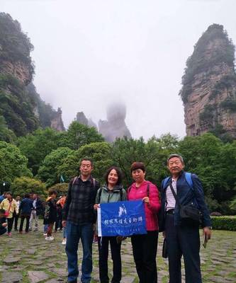 張家界旅游市場(chǎng)真的很黑很坑人嗎？本地導(dǎo)游親述，并教你如何安全自助游與包車